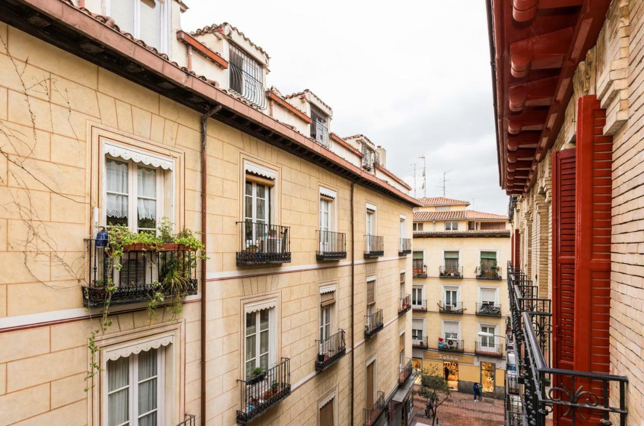 Pez Malasana Madrid Buitenkant foto